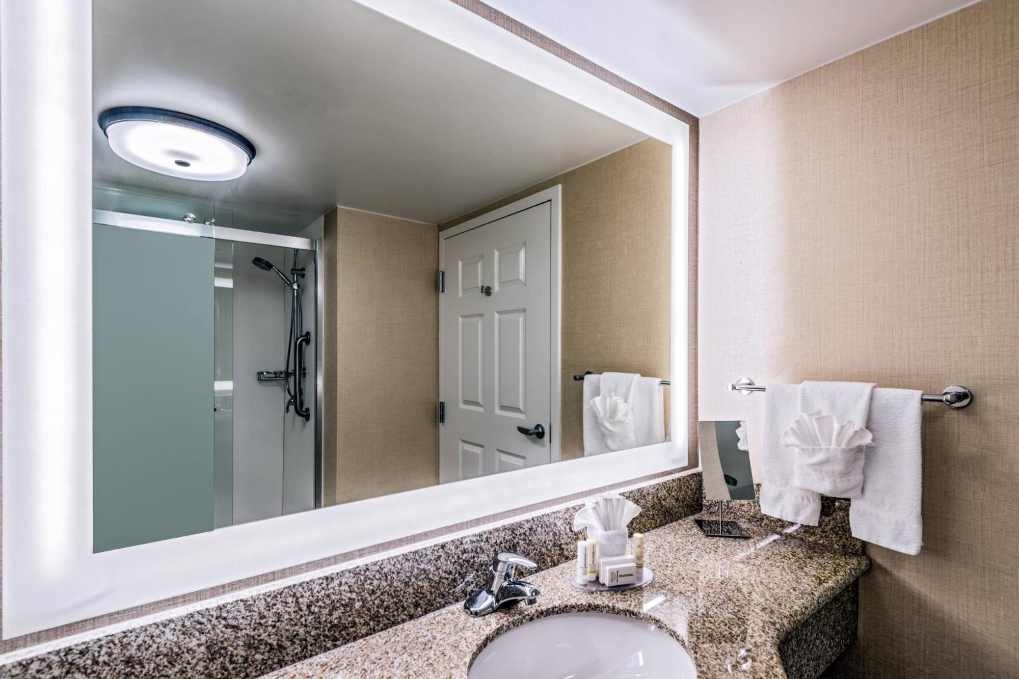 Courtyard By Marriott Charleston Historic District Hotel Ngoại thất bức ảnh